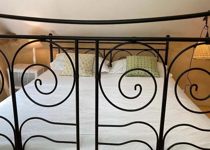 Les Orchidees Holiday home *